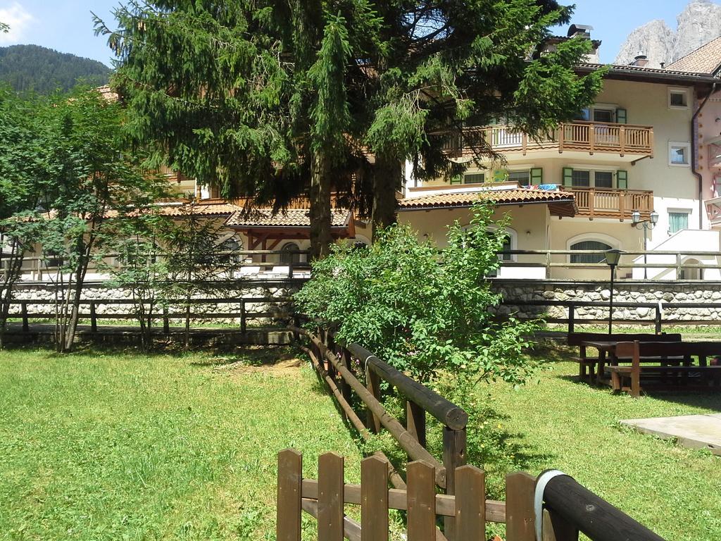 Appartamento Niki Campitello Campitello di Fassa Zimmer foto