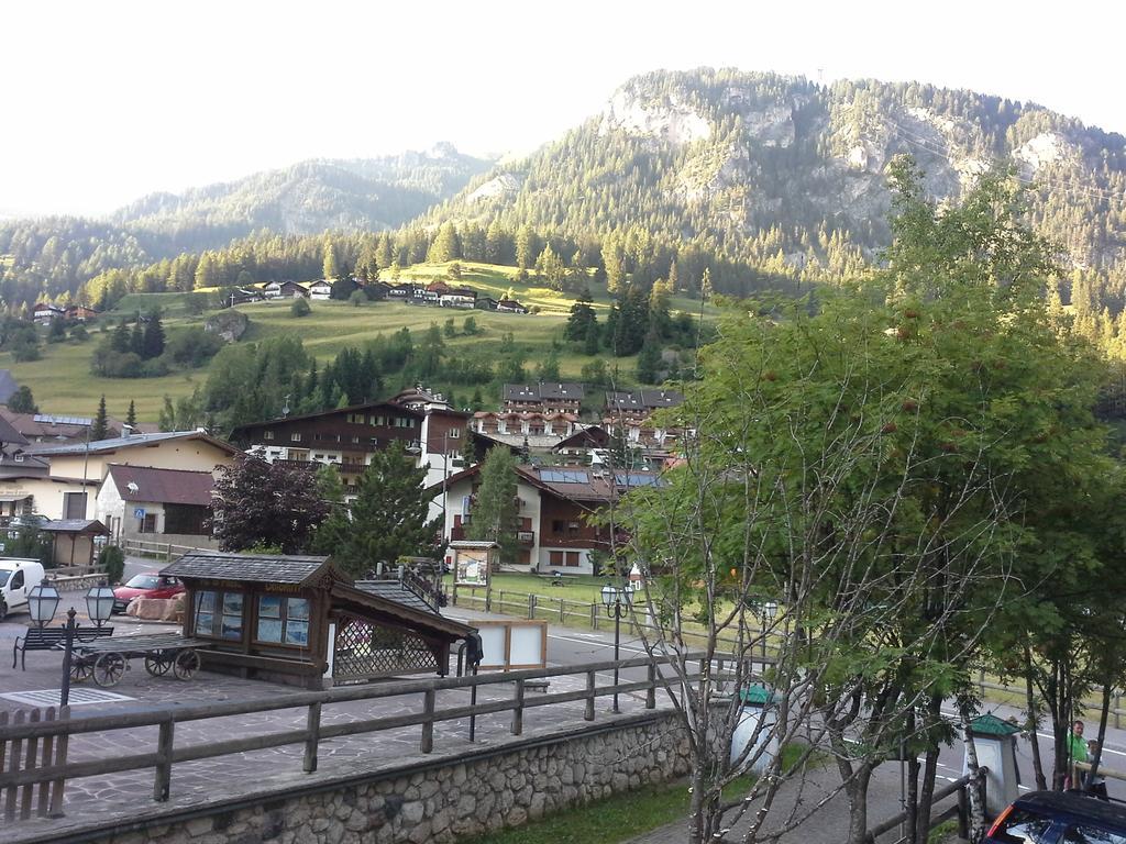 Appartamento Niki Campitello Campitello di Fassa Exterior foto